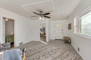 Foyer with ceiling fan