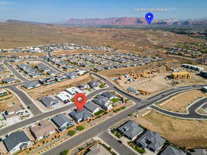 Aerial view with a mountain view