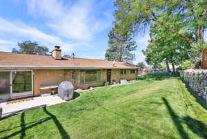 View of yard featuring a patio