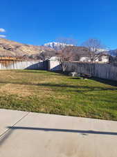 View of yard featuring a mountain view