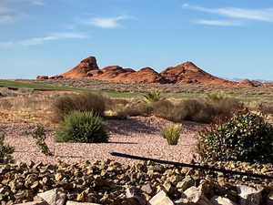 View of mountain feature