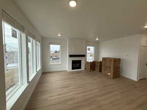 Living Room with fireplace