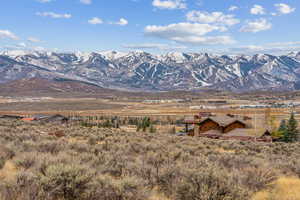 View of mountain feature