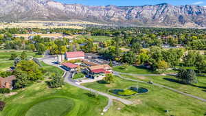 Bird's eye view with a mountain view and Golf Course