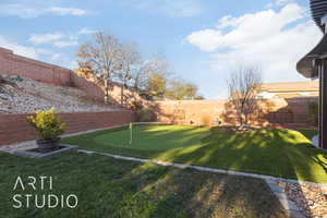 View of yard and putting green