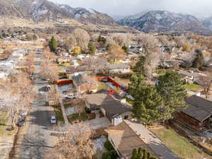 Drone / aerial view featuring a mountain view