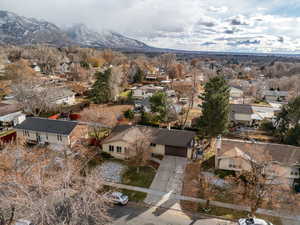 Bird's eye view featuring a mountain view