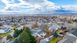 Bird's eye view featuring a mountain view