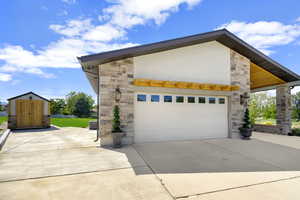 Garage with cooling unit