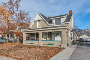 View of front of home featuring a porch