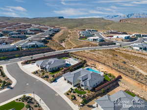 Bird's eye view featuring a mountain view