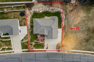 Birds eye view of property