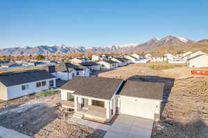 Bird's eye view featuring a mountain view