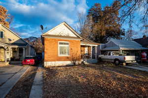 View of front of property featuring a mountain view