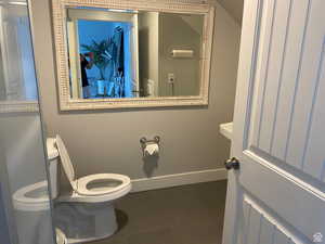 1/2 bath commercial space