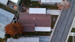 Birds eye view of property