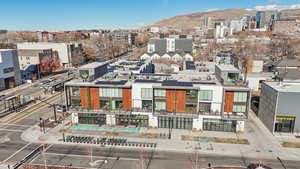 Birds eye view of property featuring a mountain view