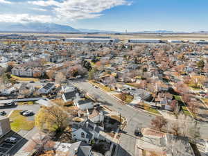 Drone / aerial view featuring a mountain view