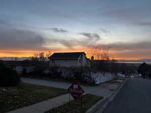 Beautiful Sunset View of the entire valley!