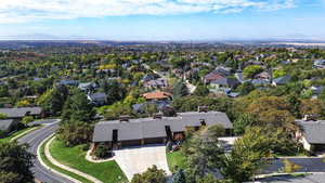 Drone / aerial view featuring a mountain view