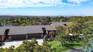 Birds eye view of property