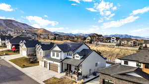 Bird's eye view featuring a mountain view