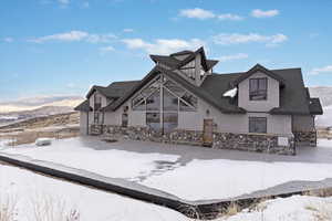 View of front of property featuring a mountain view