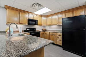 Full gourmet kitchen within the club house