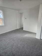 Empty room with carpet