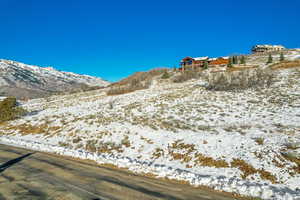 View of mountain feature