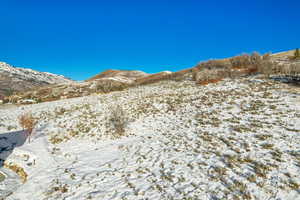 View of mountain feature