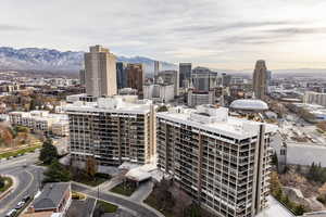 View of city featuring a mountain view