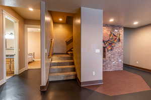 Staircase with concrete floors