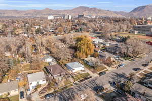 Drone / aerial view featuring a mountain view