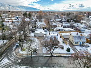 Snowy aerial view with a mountain view