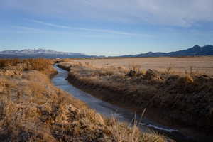 View of mountain feature