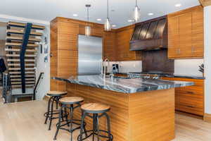Photo 14 of 45  KING RD