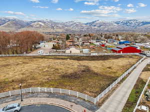 View of mountain feature