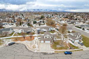 Drone / aerial view featuring a mountain view