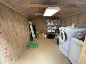 Insulated shed w/laundry hookups. W/D included.