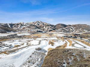 View of mountain feature