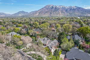 View of mountain feature