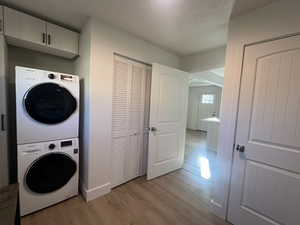 Bedroom/Laundry room with large window