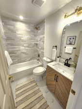 Guest bathroom upstairs