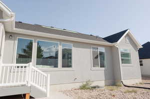 View of side of home
