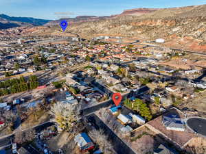 Aerial view with a mountain view