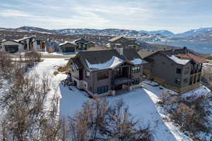 Snowy aerial view with a mountain view