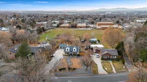 Aerial view with a mountain view