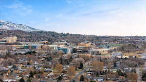 City view with a mountain view