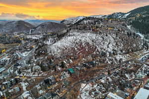 View of mountain feature